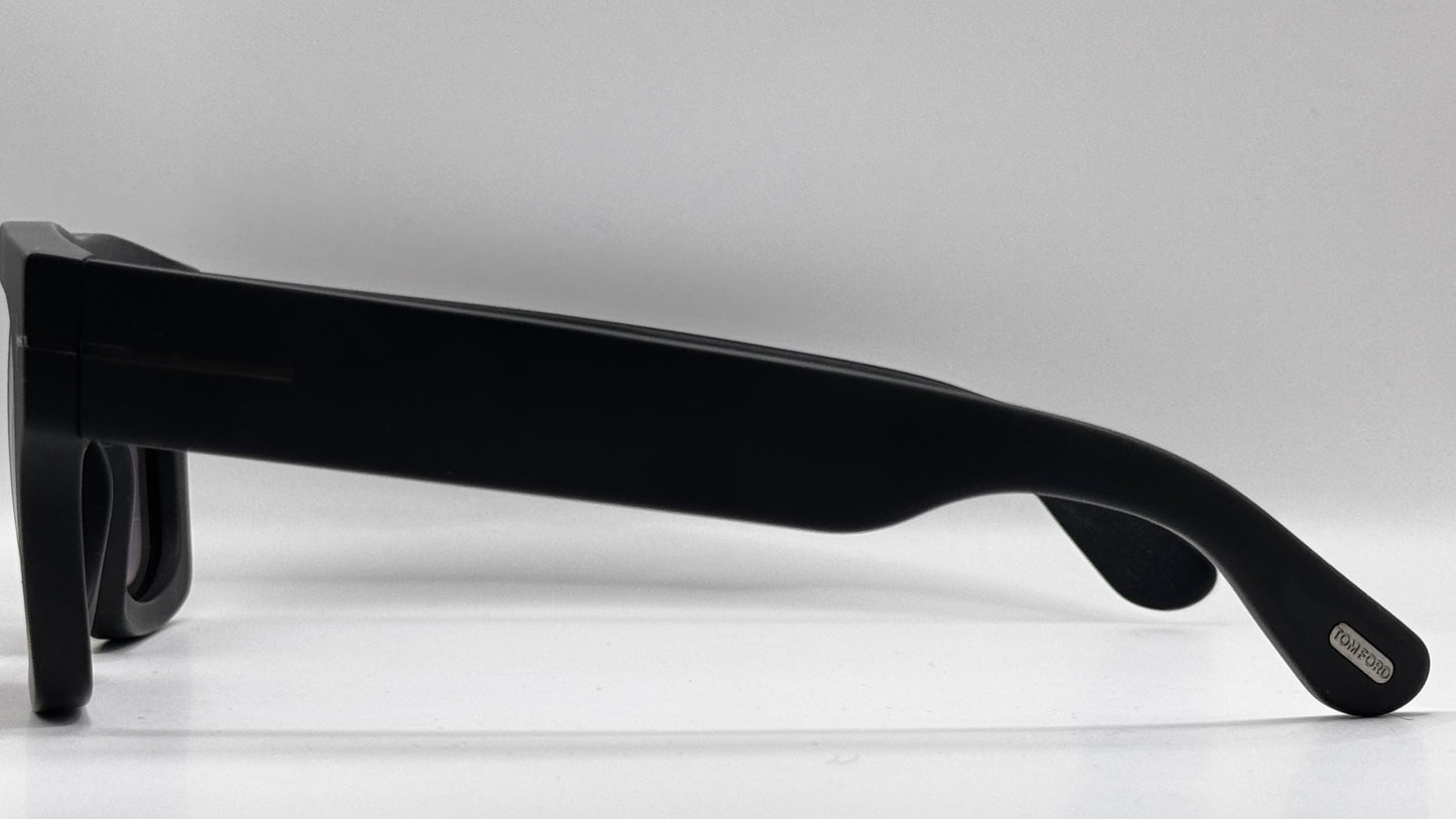 TOM FORD 711-BLACK
